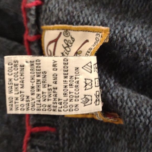 Heirloom Collectables Women's Blue & Red Valentine's Button Down Cardigan Large - Picture 7 of 13